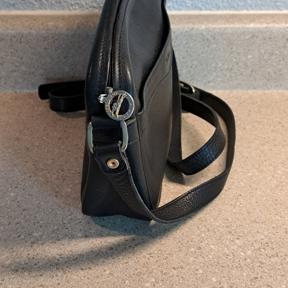 Vintage Longchamp Crossbody Bag - Picture 13 of 15